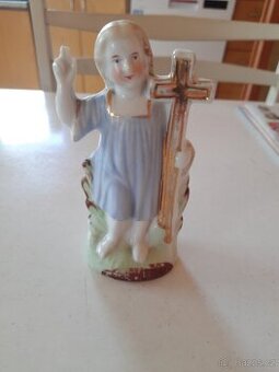 Starožitná porcelánová soška