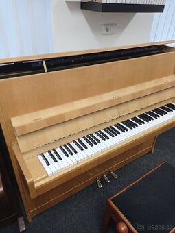 Piano, pianino, klavír Petrof