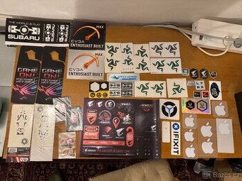 Originální samolepky a plakáty - ASUS TUF, ASUS ROG, Razer