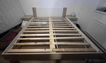 Prodám manželskou postel + Dva noční stolky