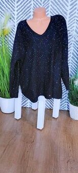 KRÁSNÝ ČERNÝ SVETR S MĚŇAVÝMA FLITŘÍKAMA  - EVANS - vel.52