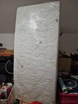 Detska matrace nova,nevyuzita 195×80 18 cm