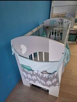 dětská postýlka s matrací