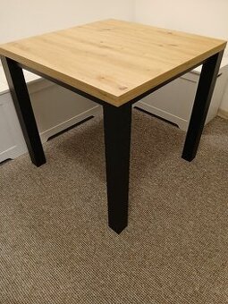 Jídelní stůl 80x80