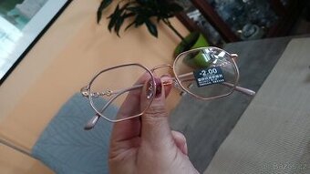 Dioptrické brýle pro krátkozrakost-2