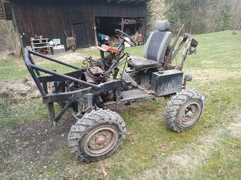 Traktor domácí výroby 4x4