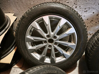 Audi Q3 F3 - originál 18" alu disky se zimními pneu