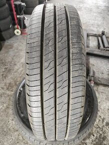 Pneu 205/75 R16c 113/111T Goodyear