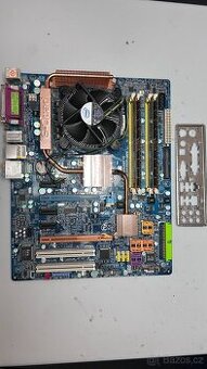 GigaByte GA-965P-DQ6, 4-core procesor, 4GB RAM
