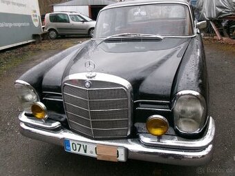 Mercedes-benz 220 SE W111