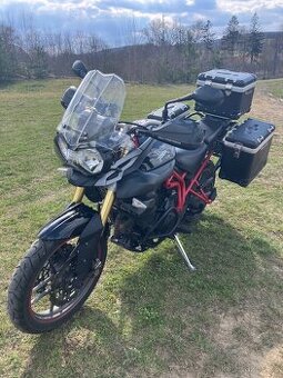 Triumph Tiger 800 CZ původ