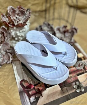 Žabky Crocs Getaway Platform Flip Light Blue EU 39,5 (nové)