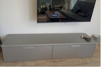 Skříňka pod tv