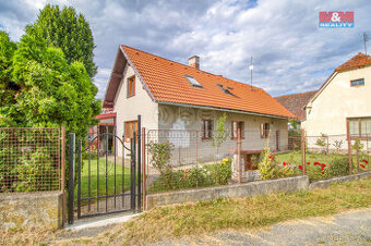 Prodej rodinného domu, 205 m², Lnáře