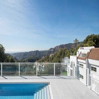 MARBELLA: výhled na moře, příroda, klid