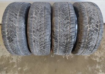 Zimní pneu 235/60/18 Dunlop 235/60 R18
