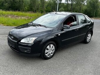 Ford Focus 1.8i 92kw, r.2006, STK, 125 000km