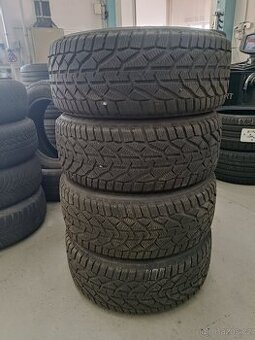 Kormoran Snow 225/45R17 , zánovní