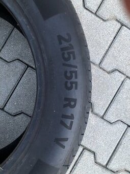 Pneu 215/55 R17
