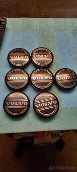 Volvo středové krytky - 1