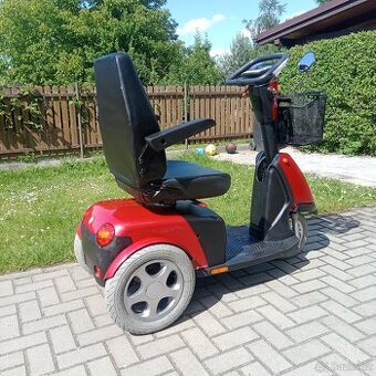 El. tříkolka pro seniory