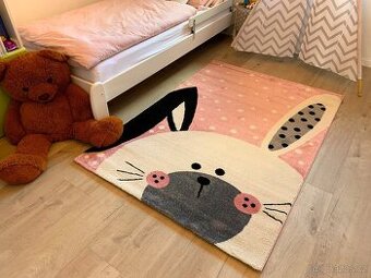 Dětský koberec Kiddo F0131 pink s králíčekm (N.O.V.Ý)