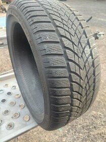 Pneu 225/40/18 - 1