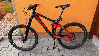 Celoodpružené enduro kolo Ghost Cagua