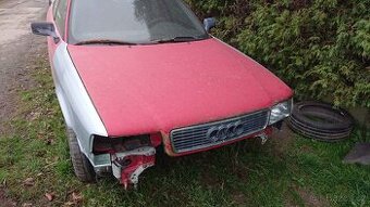 Audi 80 B4 kapota
