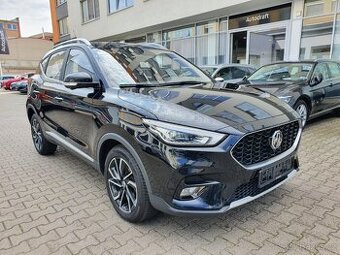 MG ZS Luxury 1.5 78kW 77tkm Virtual ACC ALU 17" kam360°