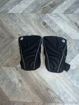 DYE Performance Knee Pads - 1