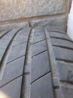 Letní pneu 215/55/17