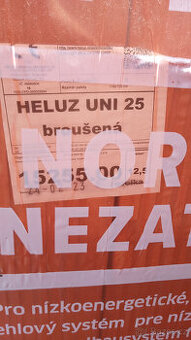 Cihly HELUZ 25 broušené pálené pro nosné zdi