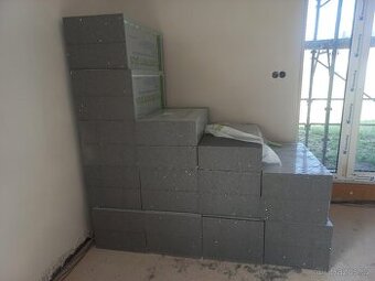 Prodám šedý fasádní polystyren 200mm