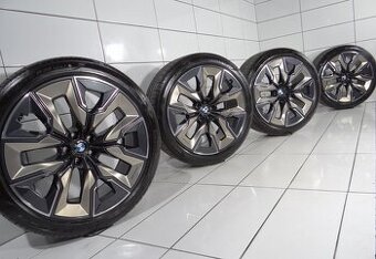Letní kola 21" BMW I7 G70 X3 G45