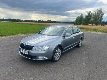 Prodám Škodu Superb II 2.0 TDI 125 kW Ambiente, r.v. 2010