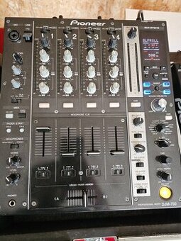 DJM 750 + case