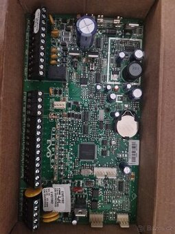 Paradox EVO192 ustredna pzts