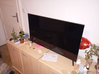 TCL televize