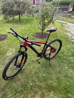 Horské kolo Rockrider 560