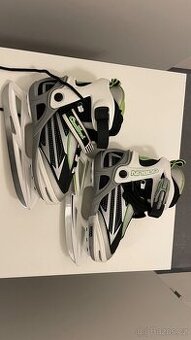 Chlapecké rostoucí brusle