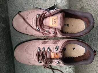 Pracovní kotnikové boty vel.45