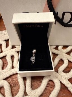 Přívěsek Pírko Pandora