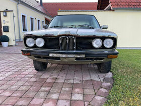 BMW 5  E12 cele  auto  na nahradní dily