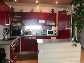 prodám kuchyni se spotřebiči