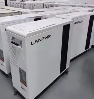 Solarni elektrárna fve LANPWR UFox Plus