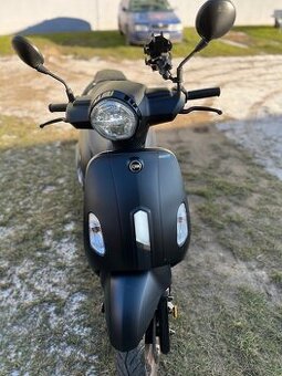 Sym Fiddle 125 skútr v retro stylu