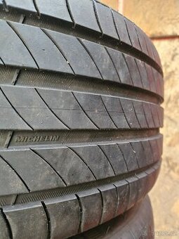 245/40R18 97Y XL Primacy 4 MO MICHELIN