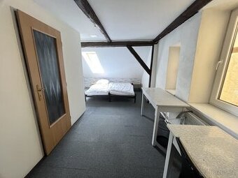 Malý byt 1kk ve Vamberku