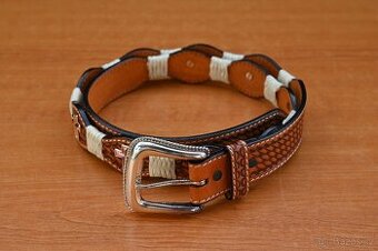 Kožený pásek, motiv kříže - 1